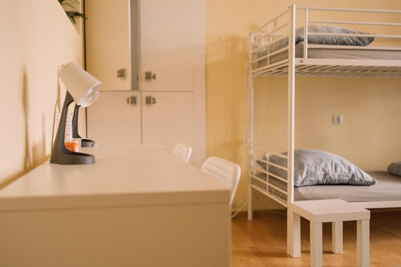 Girls Hostel Красков Екстериор снимка