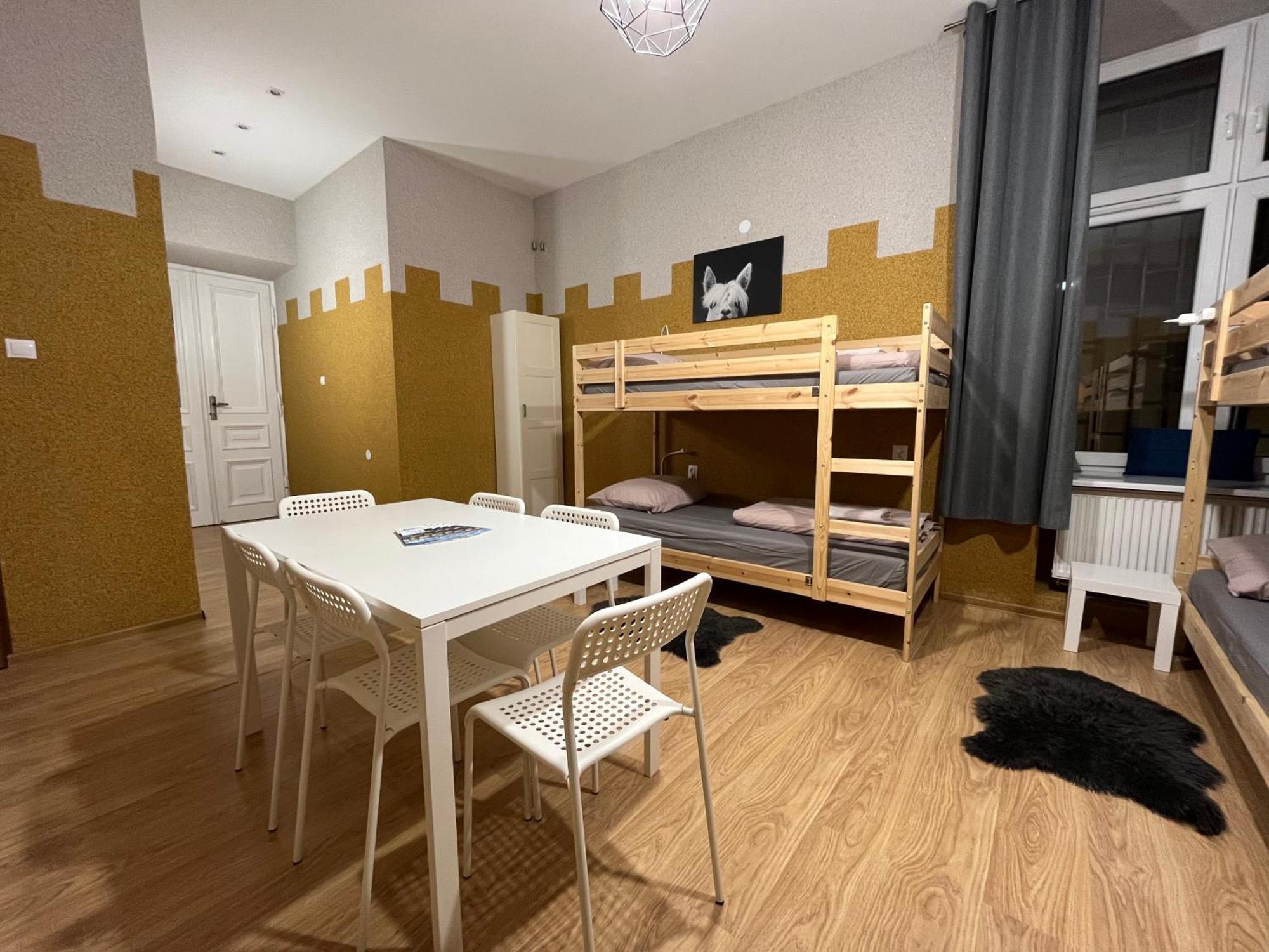 Girls Hostel Красков Екстериор снимка