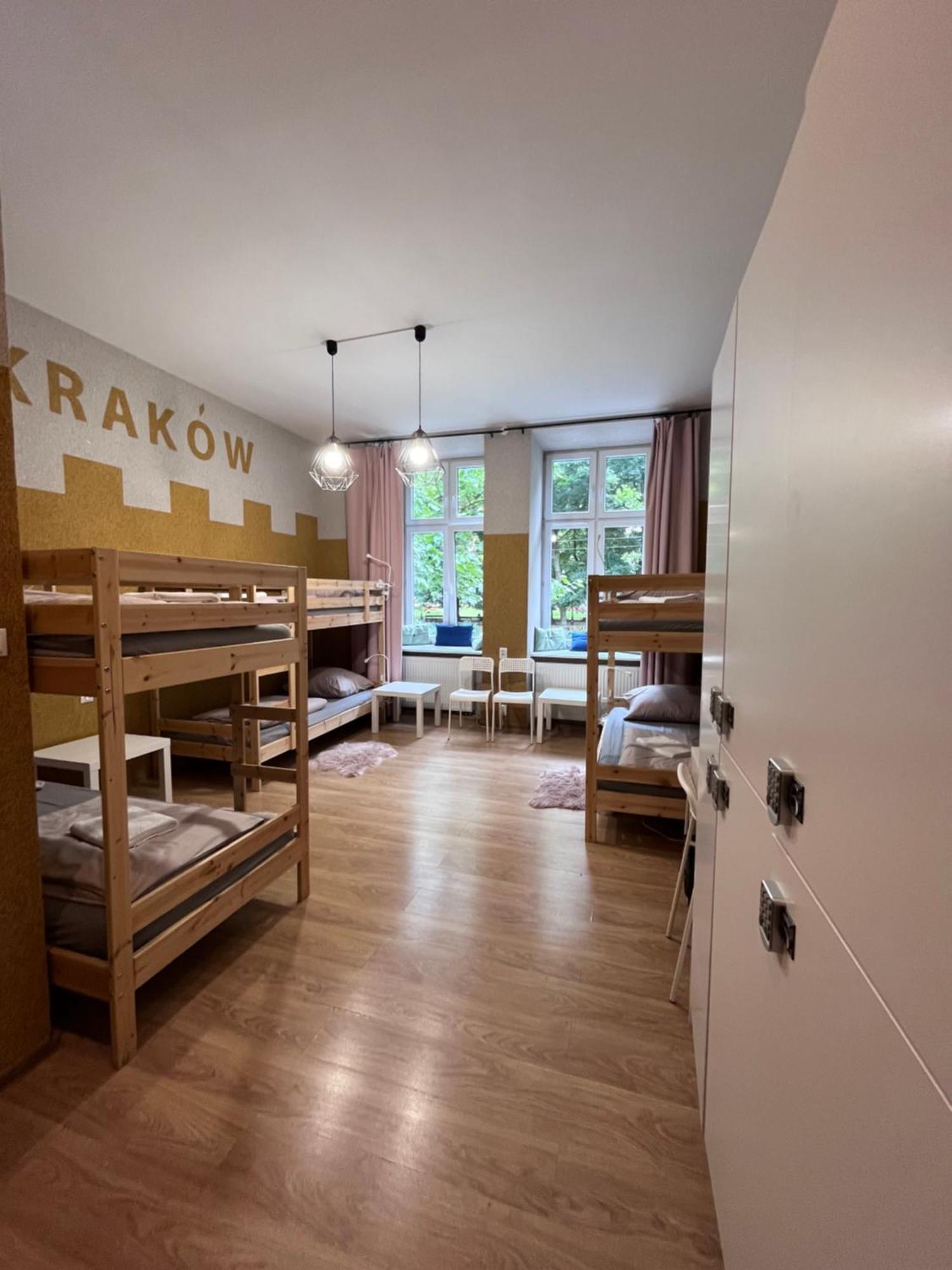 Girls Hostel Красков Екстериор снимка