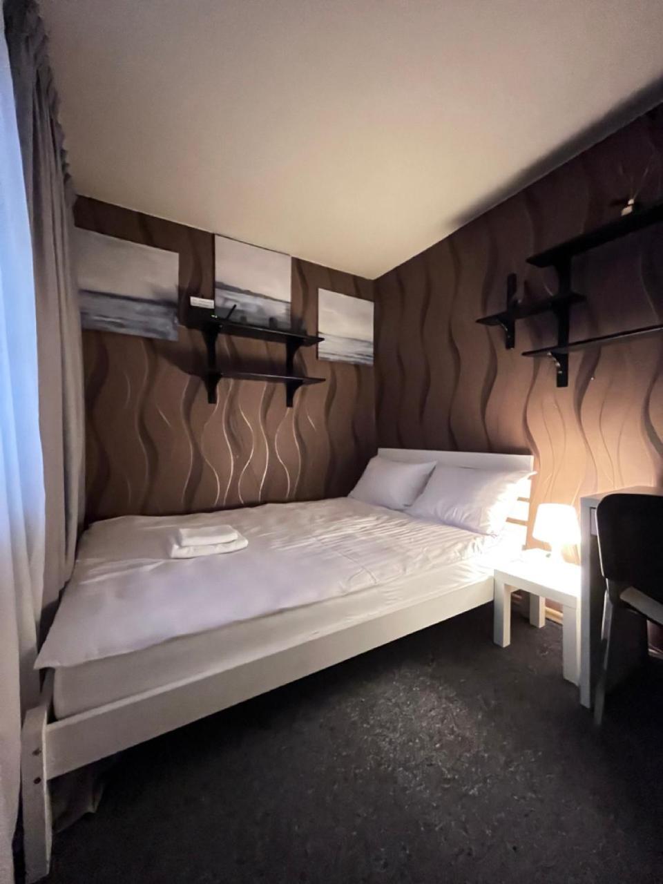 Girls Hostel Красков Екстериор снимка